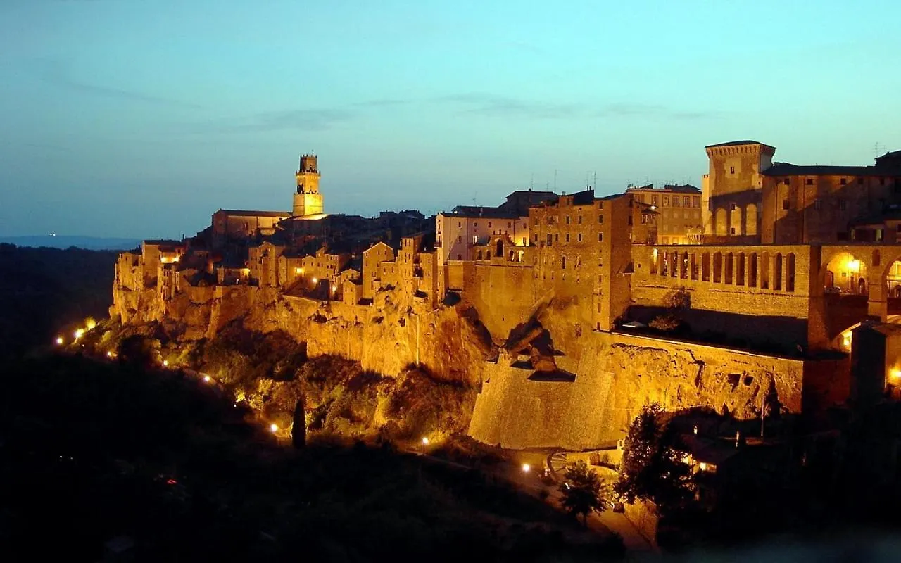 La Toscana in casa Villa Sorano  Italia